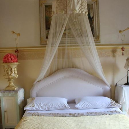 Villa Paradise Resort Gallicano nel Lazio Exteriör bild