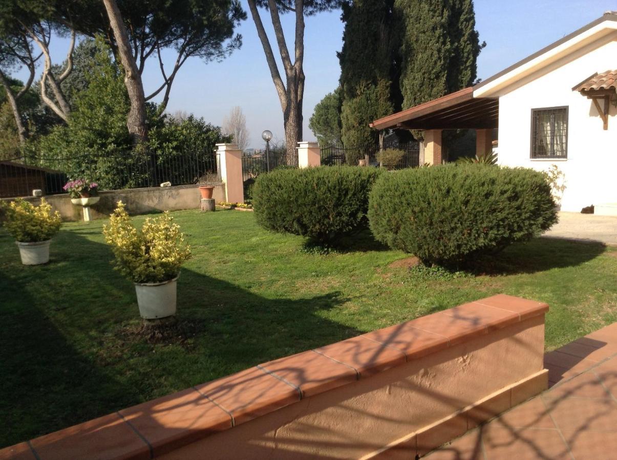 Villa Paradise Resort Gallicano nel Lazio Exteriör bild