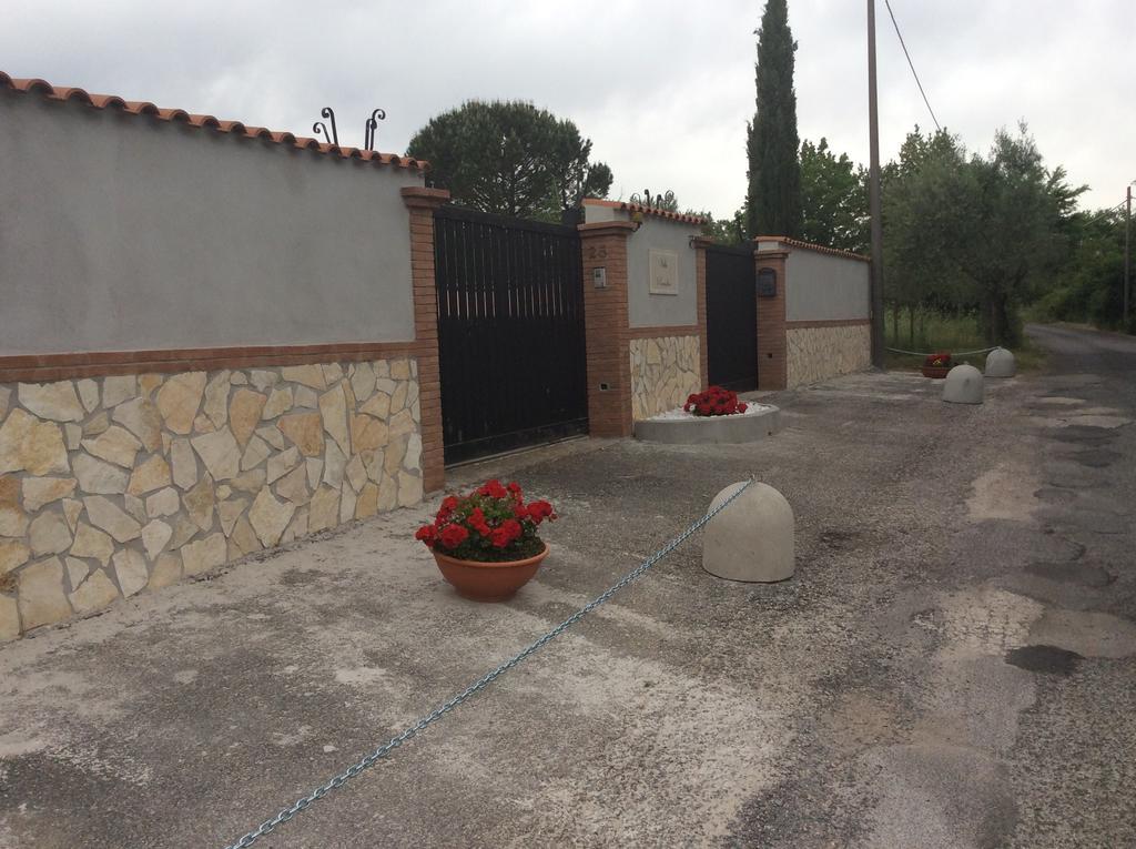 Villa Paradise Resort Gallicano nel Lazio Exteriör bild