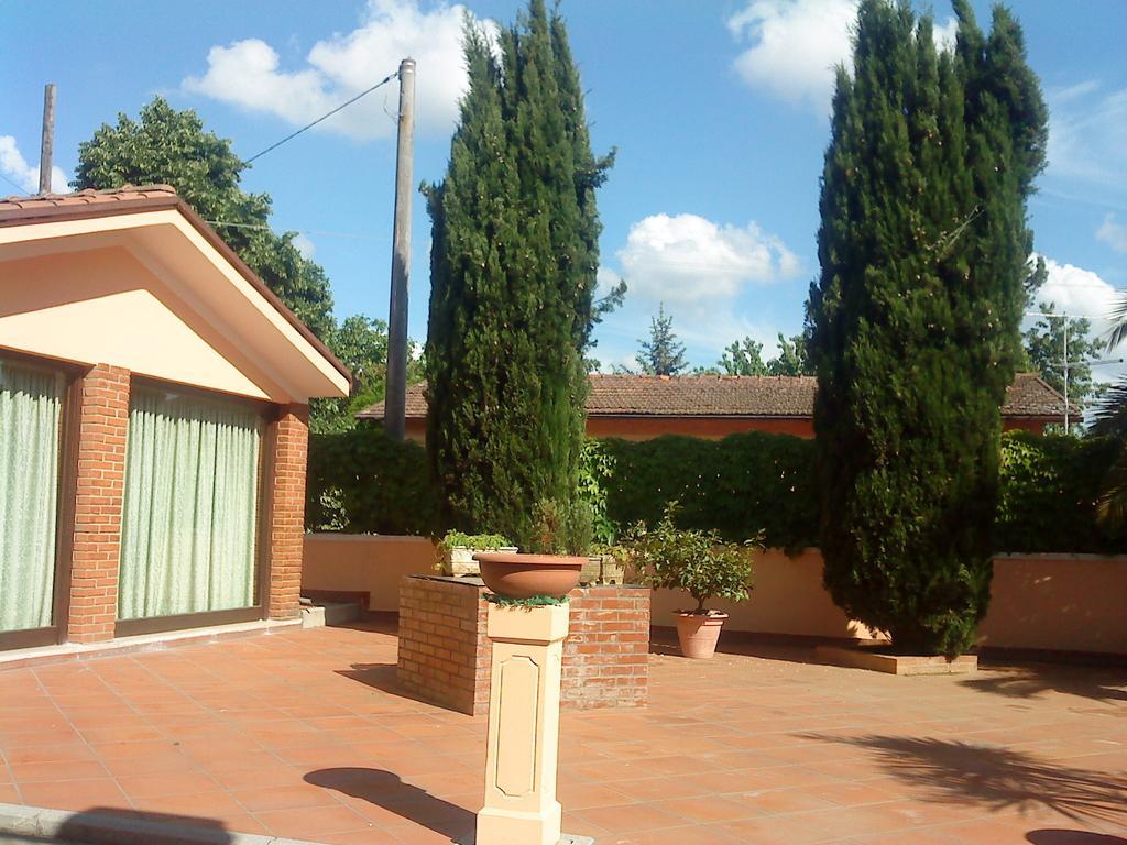 Villa Paradise Resort Gallicano nel Lazio Exteriör bild