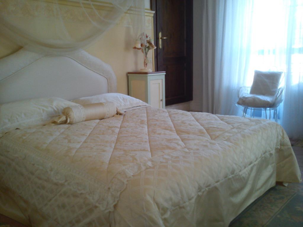 Villa Paradise Resort Gallicano nel Lazio Rum bild