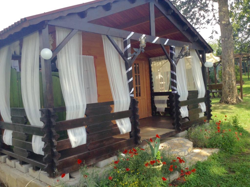 Villa Paradise Resort Gallicano nel Lazio Exteriör bild