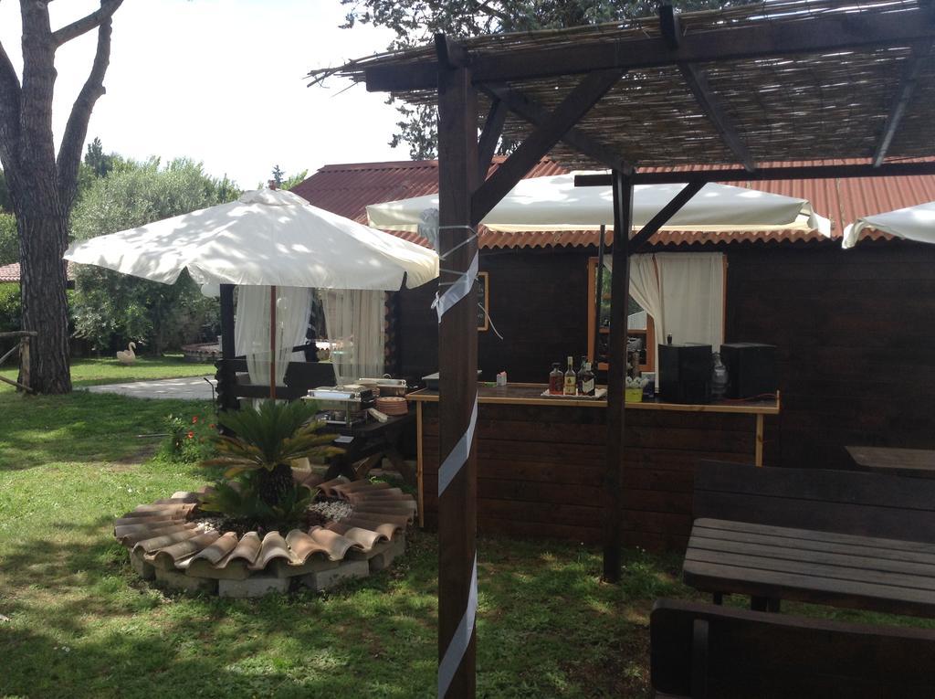 Villa Paradise Resort Gallicano nel Lazio Exteriör bild