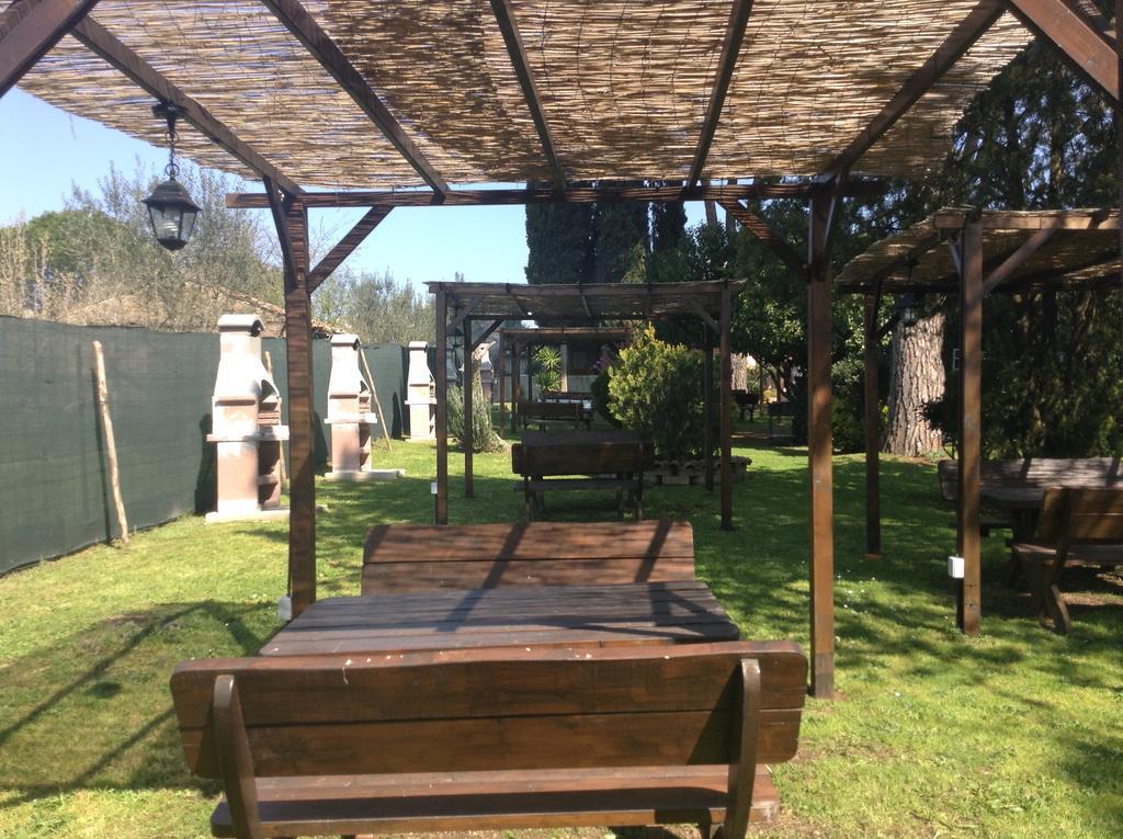 Villa Paradise Resort Gallicano nel Lazio Exteriör bild