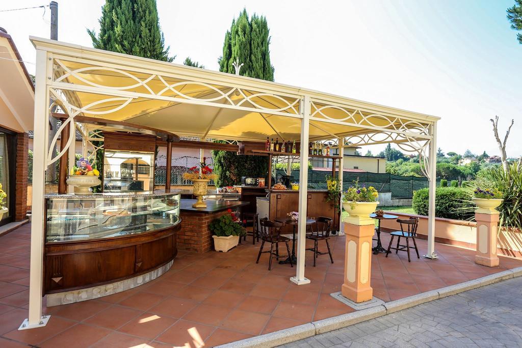 Villa Paradise Resort Gallicano nel Lazio Exteriör bild